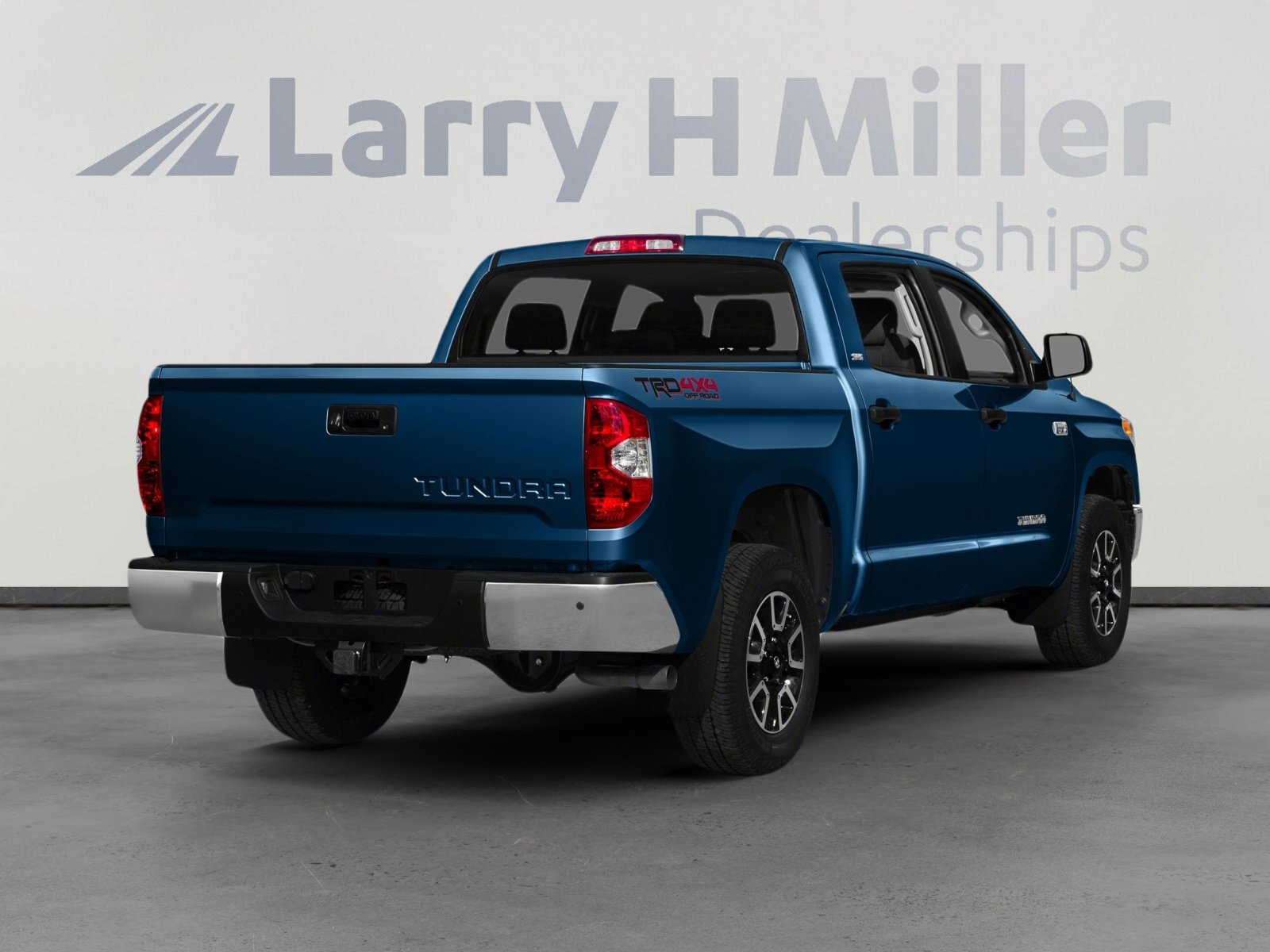 Used 2016 Toyota Tundra SR5 w/ TRD Off Road Package image 2