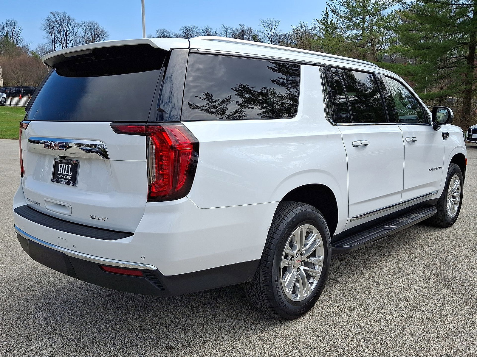 Certified 2024 GMC Yukon XL SLT w/ SLT Premium Package image 25