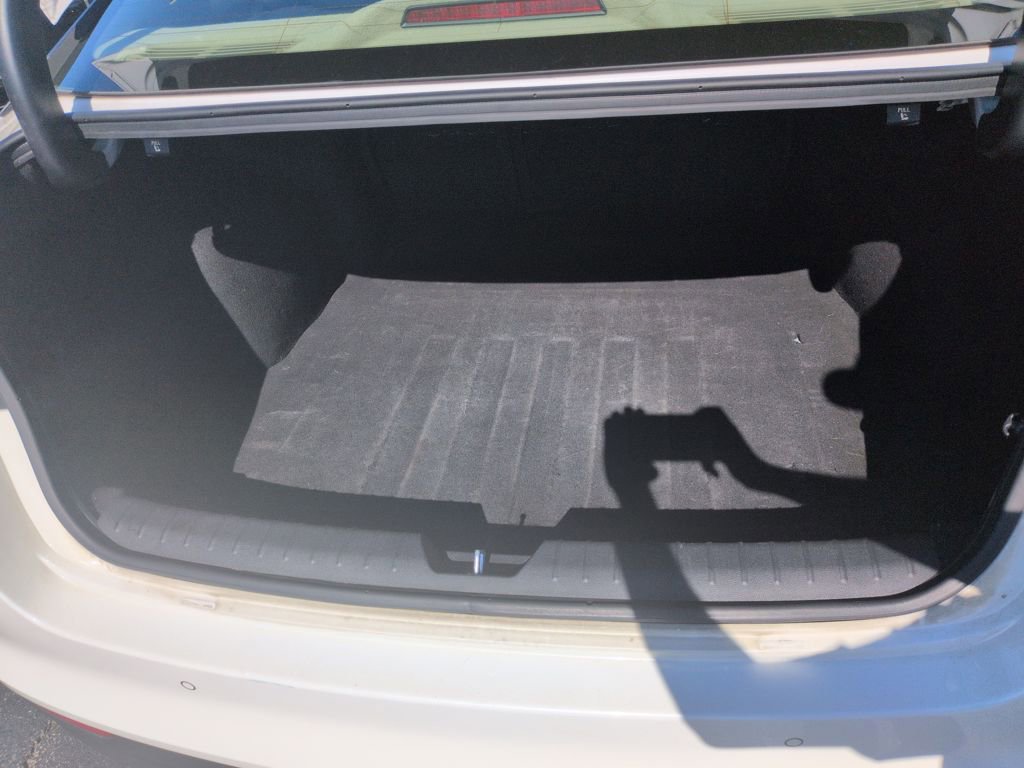 Used 2016 Kia Optima LX w/ LX Convenience Package image 25