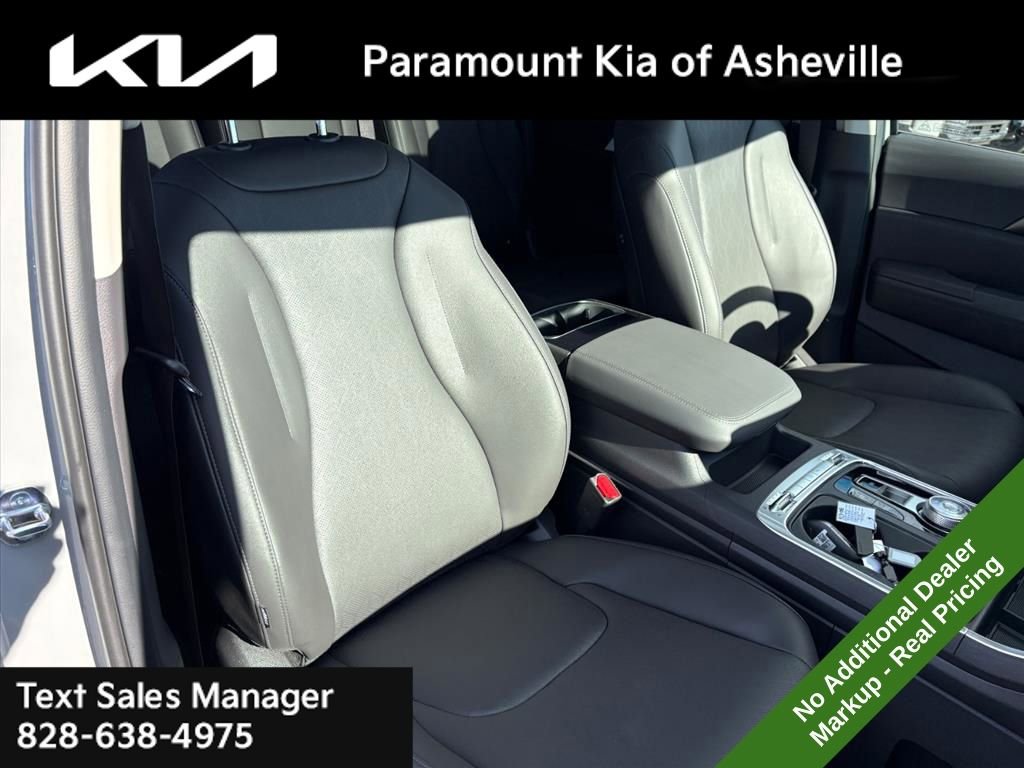 New 2026 Kia Carnival SX w/ SX Dark Edition Package image 21
