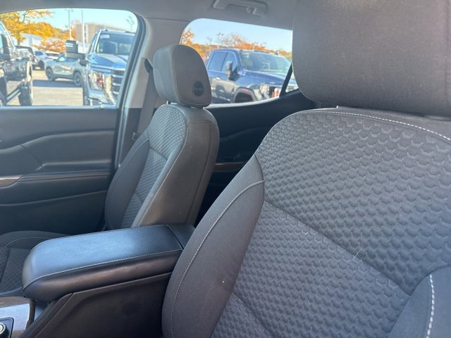 Used 2018 GMC Acadia SLE w/ LPO, Floor Liner Package image 12