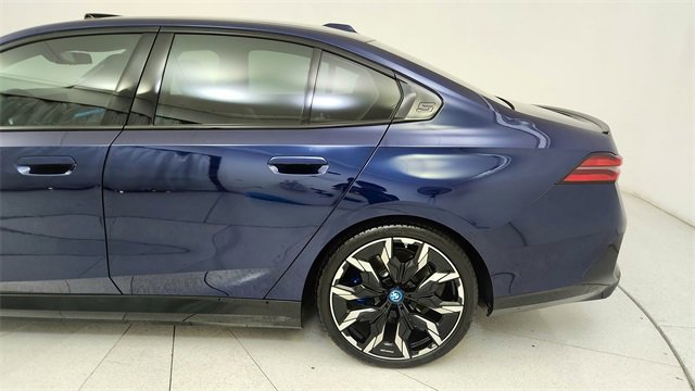 Used 2025 BMW i5 eDrive40i w/ M Sport Package image 10