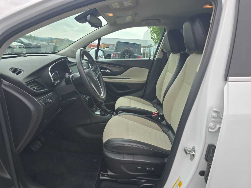 Used 2017 Buick Encore Preferred FWD image 9