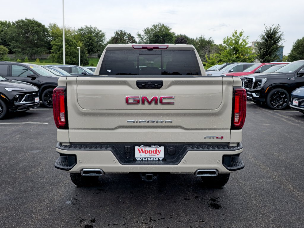 New 2026 GMC Sierra 1500 AT4 w/ AT4 Premium Package AWD/4WD image 8