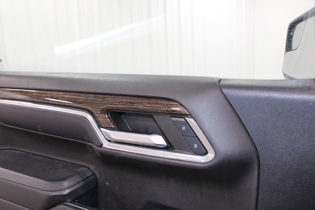 Used 2024 GMC Sierra 1500 Elevation image 24