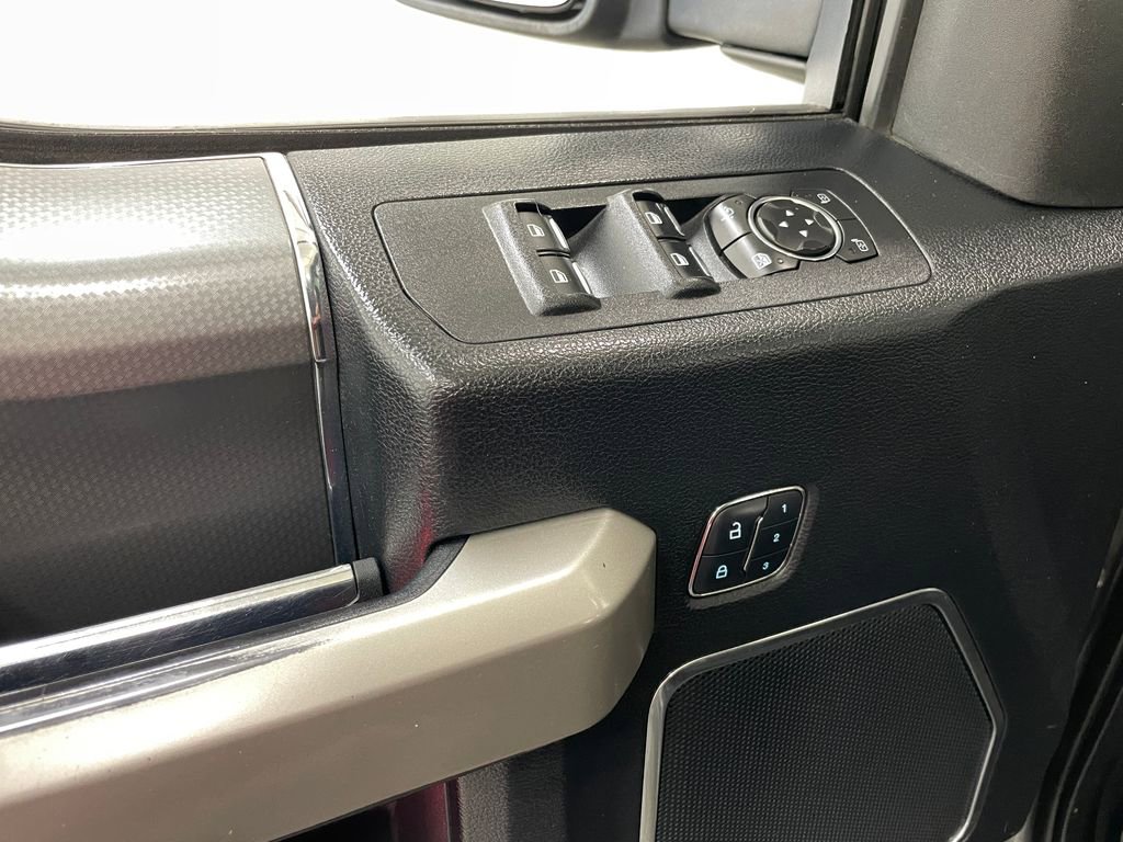 Used 2016 Ford F150 Lariat w/ Equipment Group 502A Luxury image 27