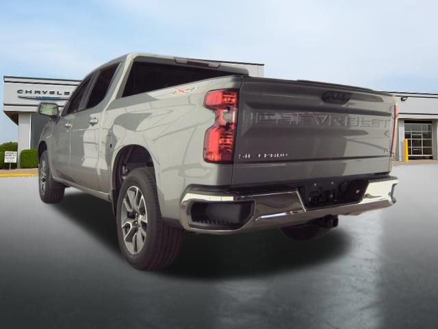 Used 2024 Chevrolet Silverado 1500 LT AWD/4WD image 4