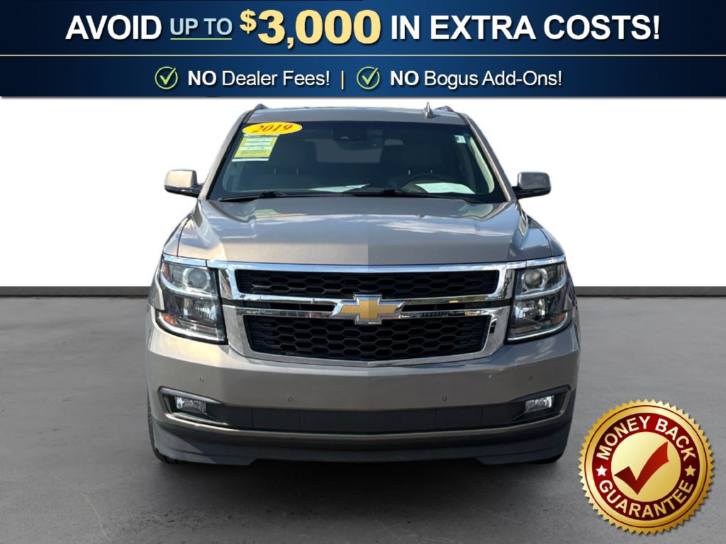 Used 2019 Chevrolet Suburban LT RWD image 11