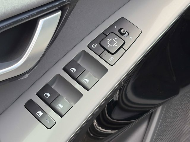 New 2026 Kia Niro EX FWD image 20