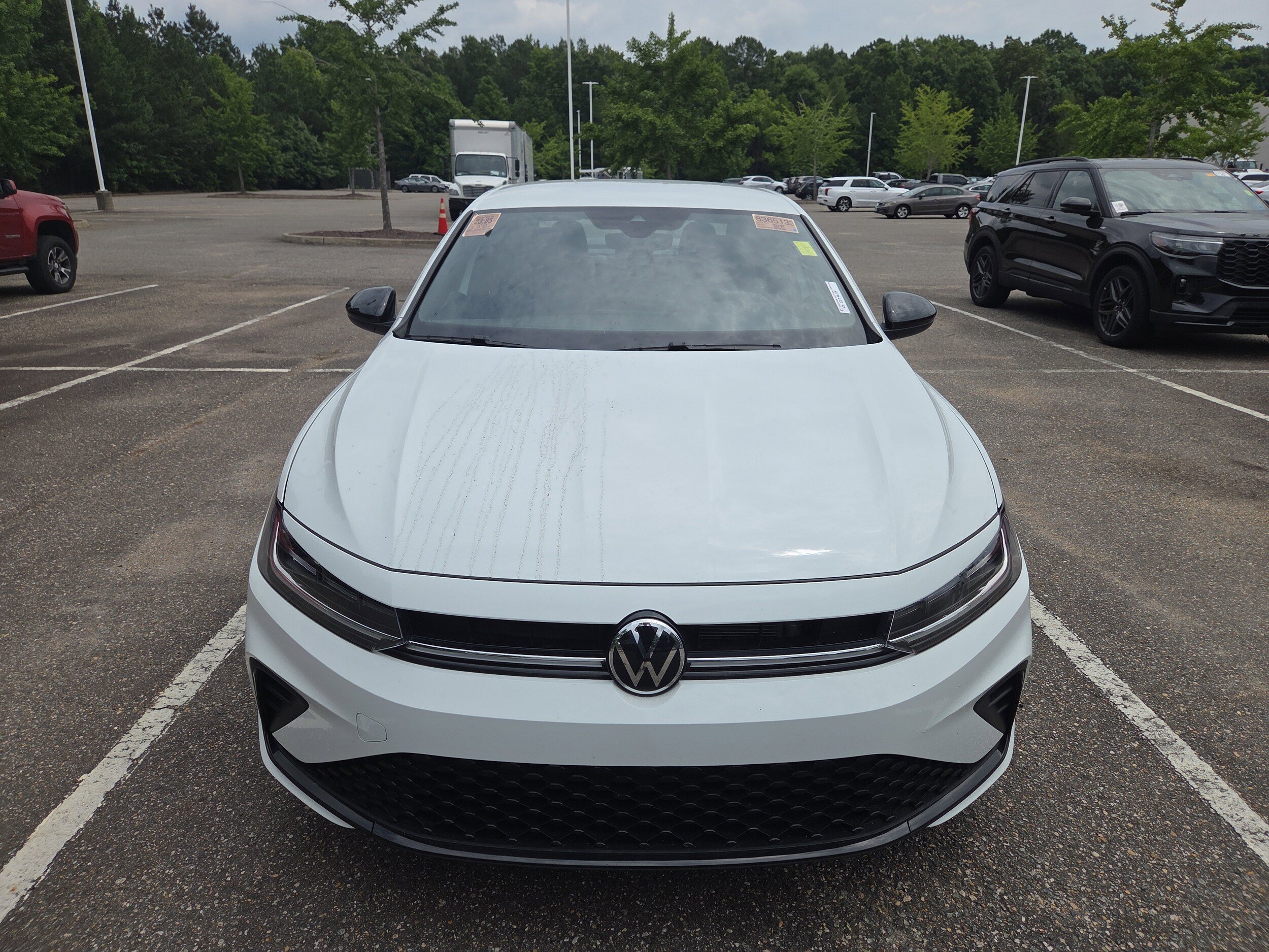 Used 2025 Volkswagen Jetta Sport FWD image 8