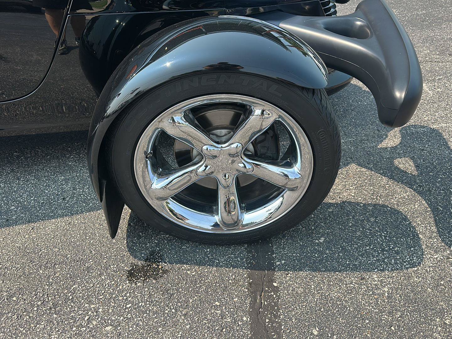 Used 2000 Plymouth Prowler RWD image 9