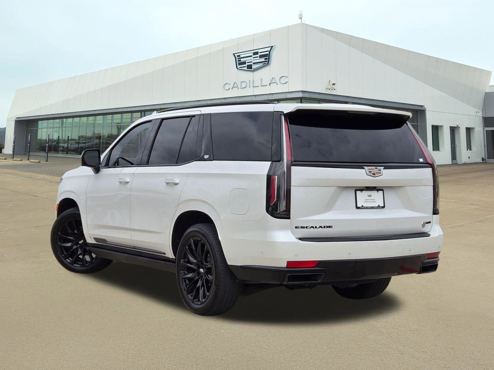 Certified 2024 Cadillac Escalade Sport Platinum w/ LPO, ONYX Package AWD/4WD image 4