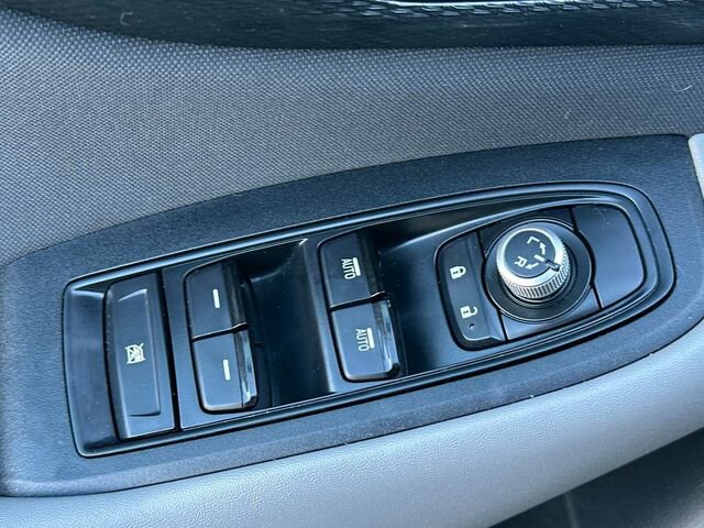 Used 2020 Subaru Outback Premium image 13