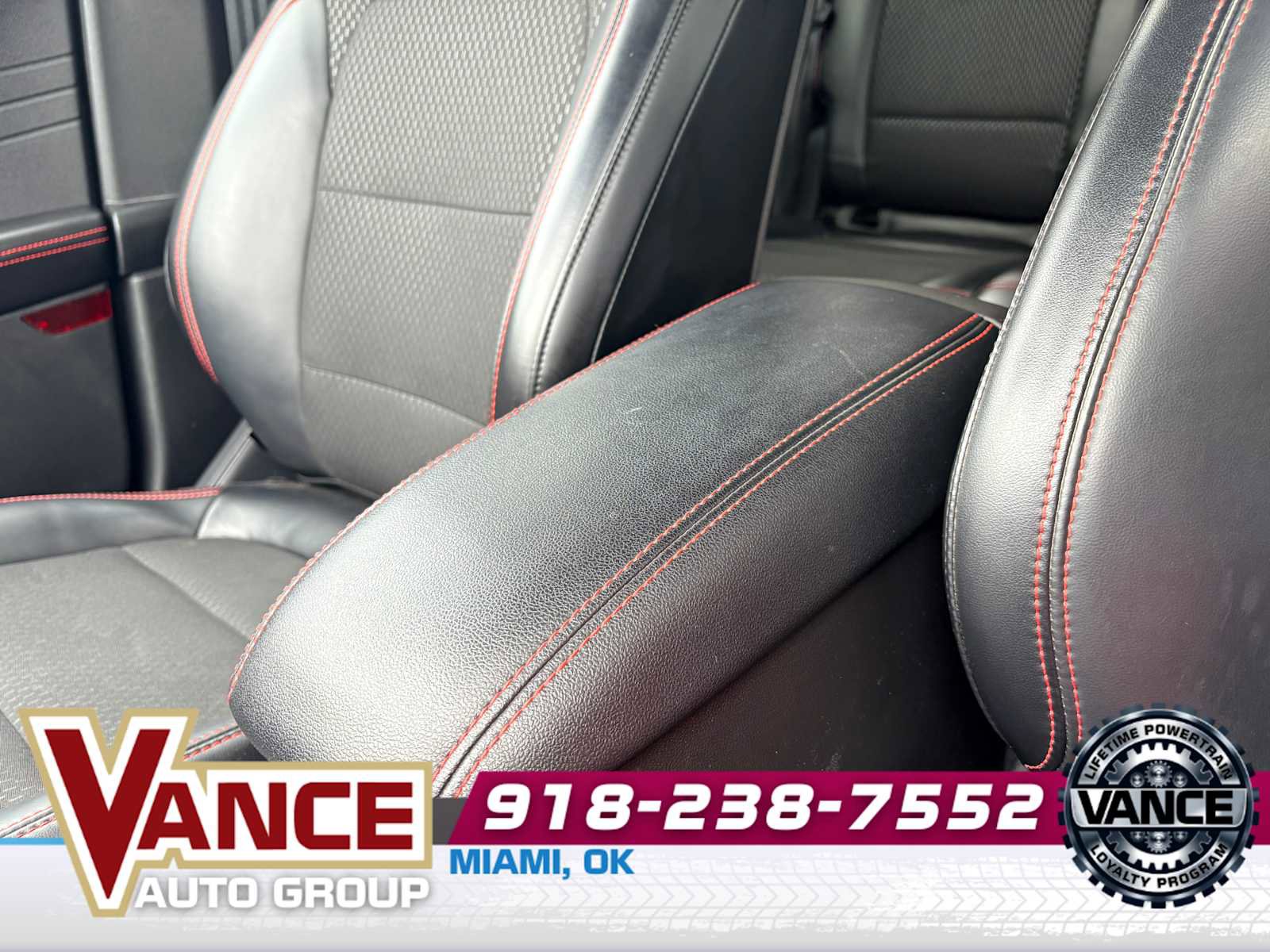 Used 2025 Ford Escape ST-Line image 33