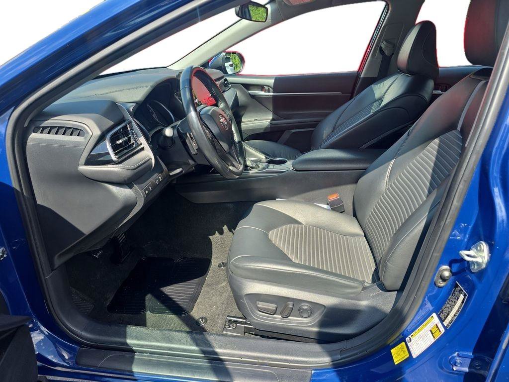 Used 2024 Toyota Camry SE FWD image 10