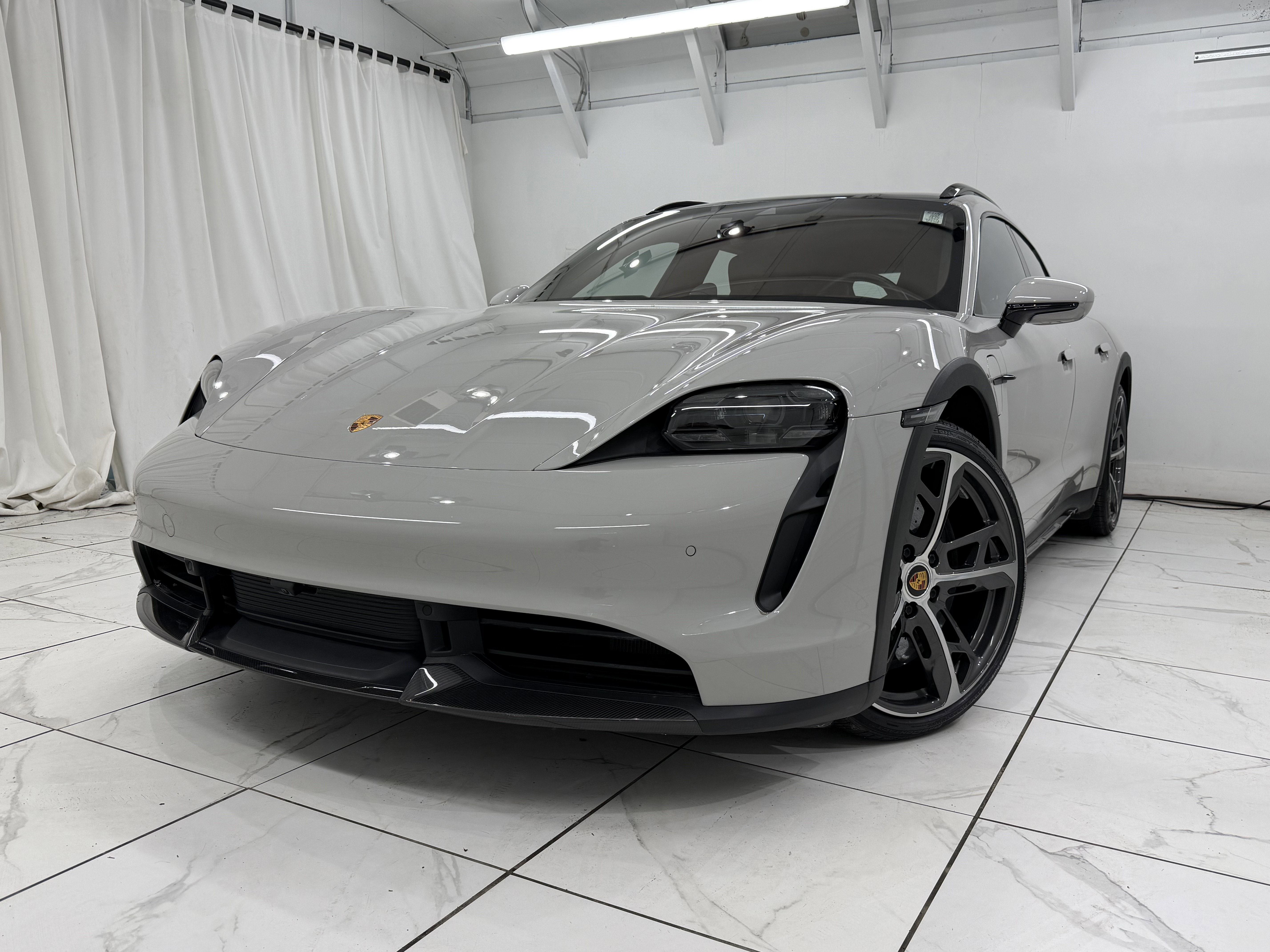 Certified 2023 Porsche Taycan Turbo S image 8