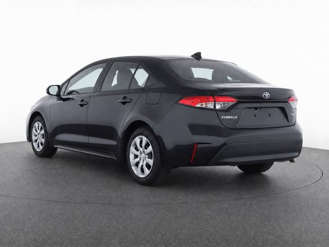 Used 2024 Toyota Corolla LE FWD image 3