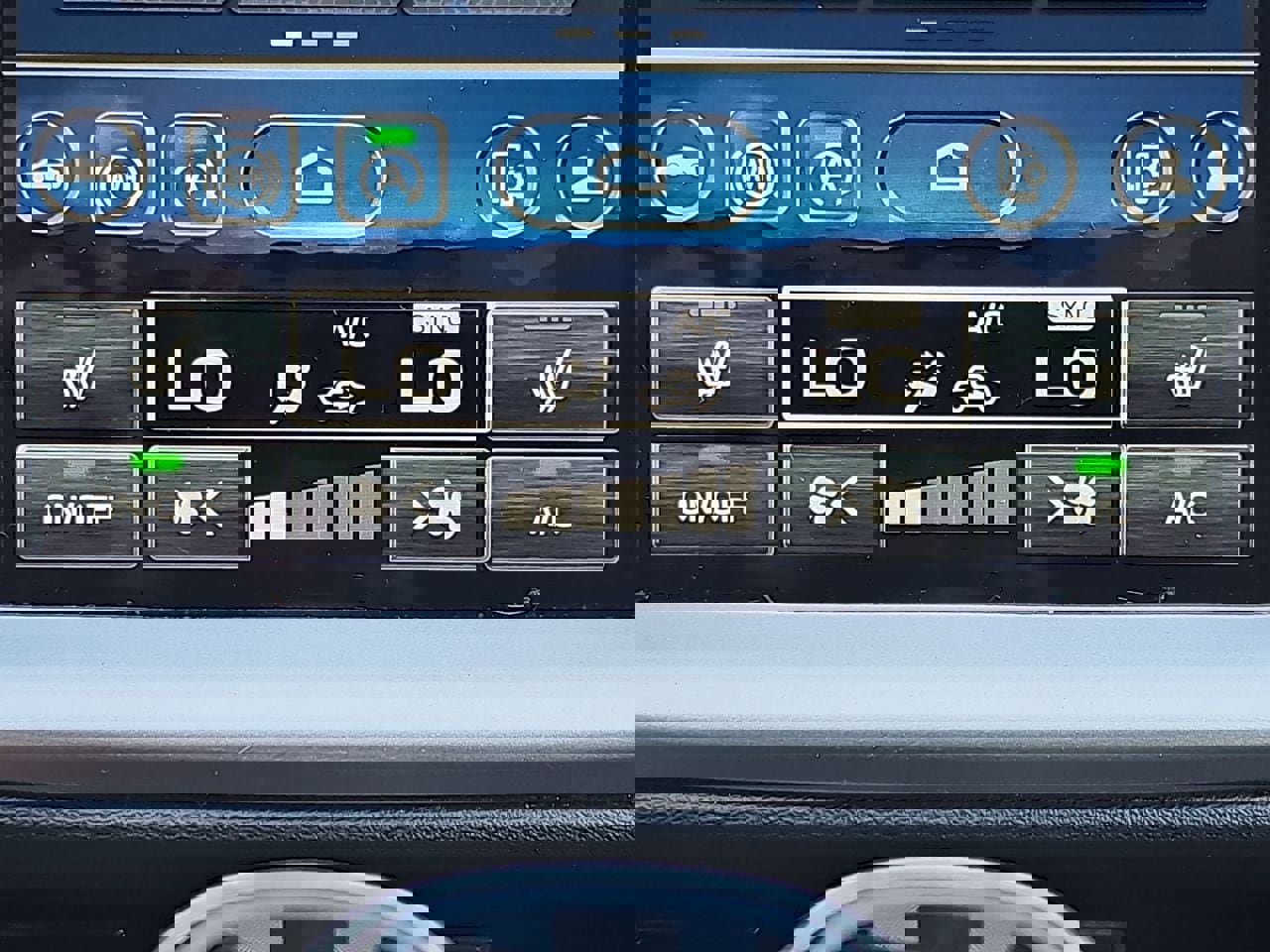 Certified 2025 Subaru Outback Premium image 26