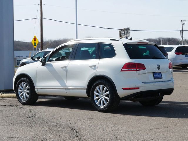 Used 2012 Volkswagen Touareg VR6 image 5