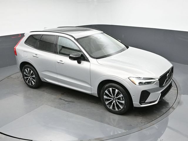 Used 2024 Volvo XC60 B5 Plus w/ Protection Package Premier AWD/4WD image 18