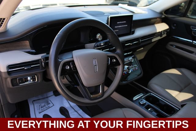 Used 2020 Lincoln Corsair Reserve w/ Equipment Group 201A AWD/4WD image 2