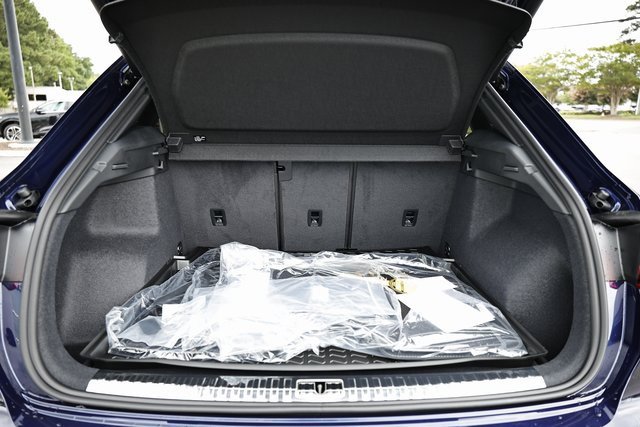 New 2025 Audi Q3 2.0T Premium image 29