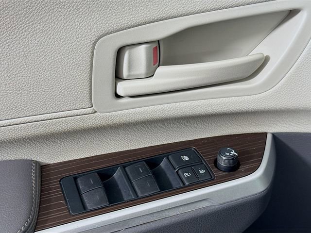 Used 2022 Toyota Sienna LE image 7