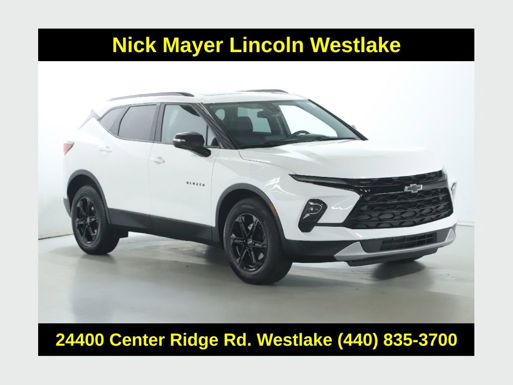Used 2023 Chevrolet Blazer LT w/ Midnight/Sport Edition FWD image 1