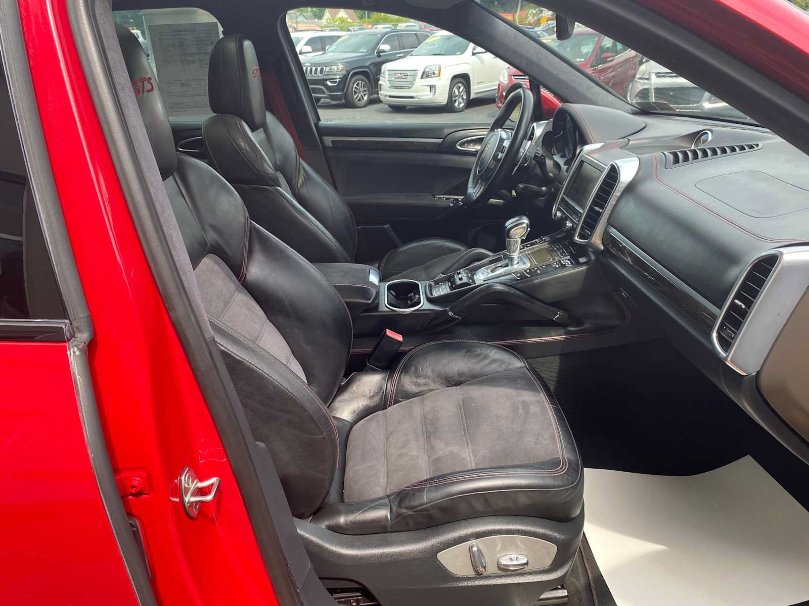 Used 2013 Porsche Cayenne GTS AWD/4WD image 29