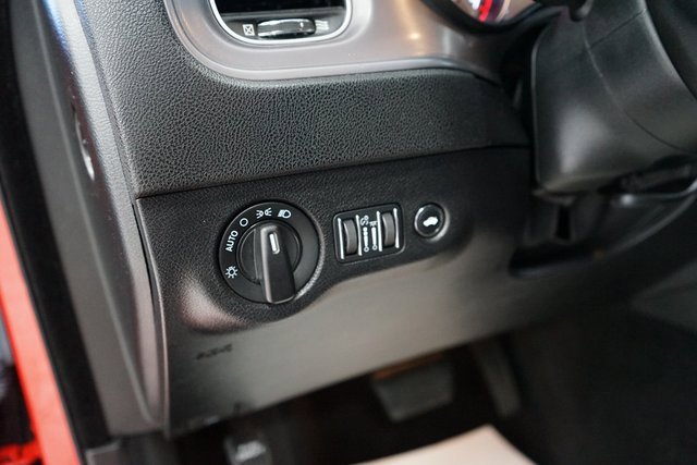 Used 2023 Dodge Charger SXT image 28