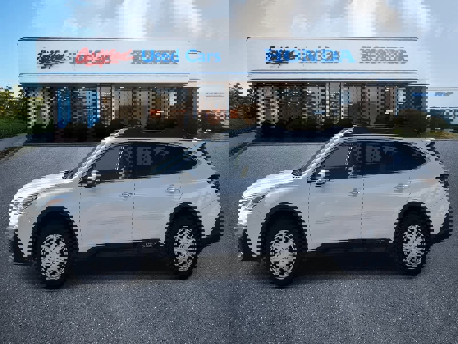 Used 2020 Subaru Outback Touring XT image 2