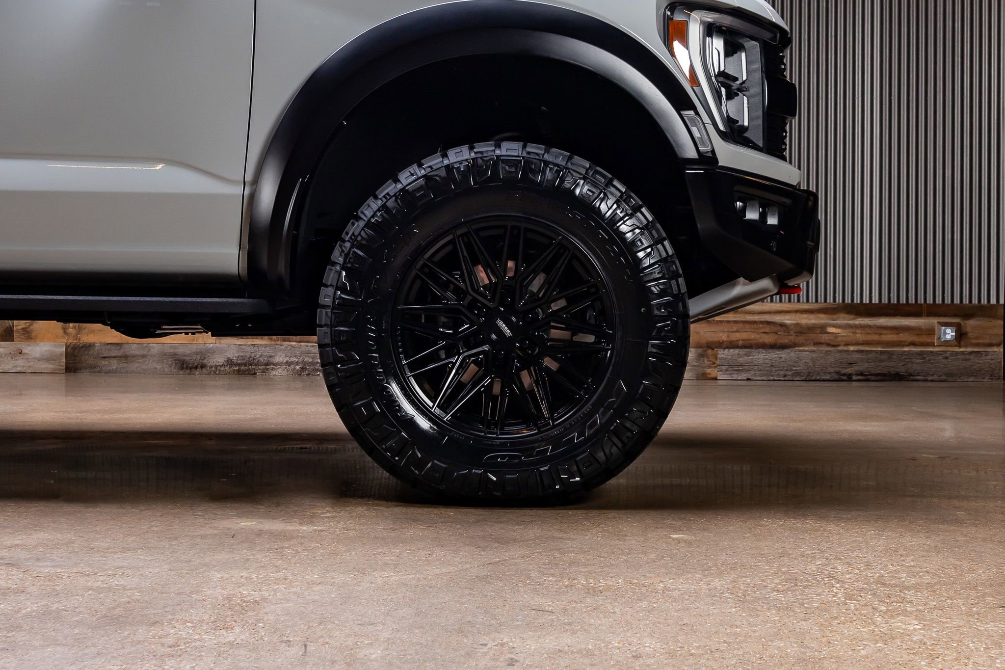 Used 2023 Ford F150 Raptor w/ Equipment Group 802A Raptor R AWD/4WD image 12