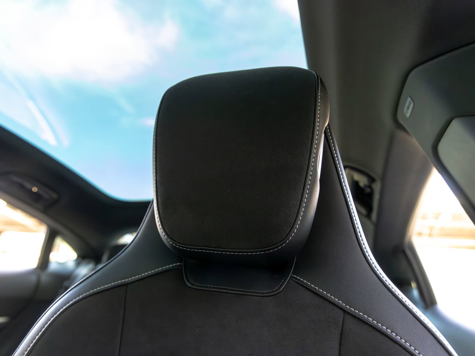 Certified 2025 Porsche Taycan 4S image 26