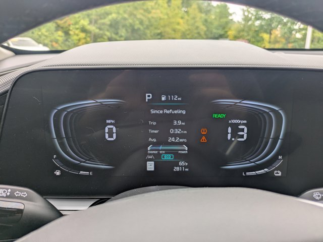 Used 2025 Kia Niro EX FWD image 23