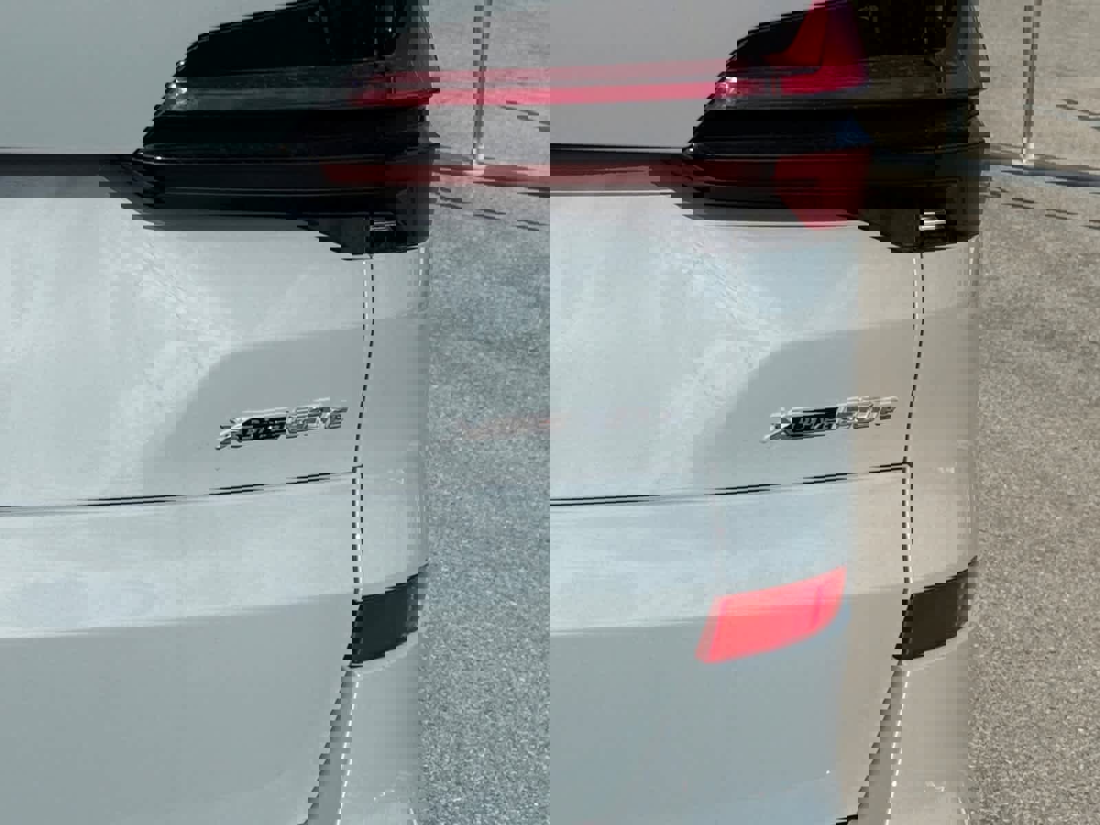 New 2026 BMW X5 xDrive50e w/ M Sport Package image 11