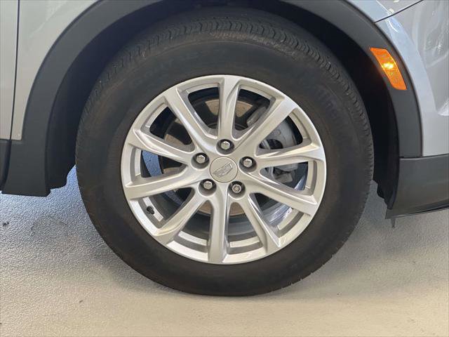 Used 2023 Cadillac XT4 Luxury w/ Cold Weather Package image 7