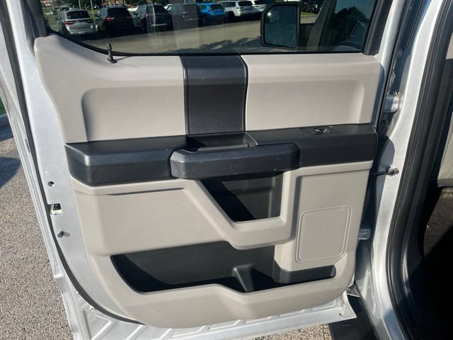 Used 2016 Ford F150 XL w/ Equipment Group 101A Mid AWD/4WD image 15