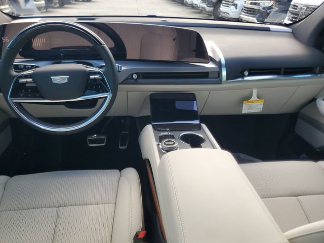 New 2027 Cadillac Vistiq Luxury AWD/4WD image 6