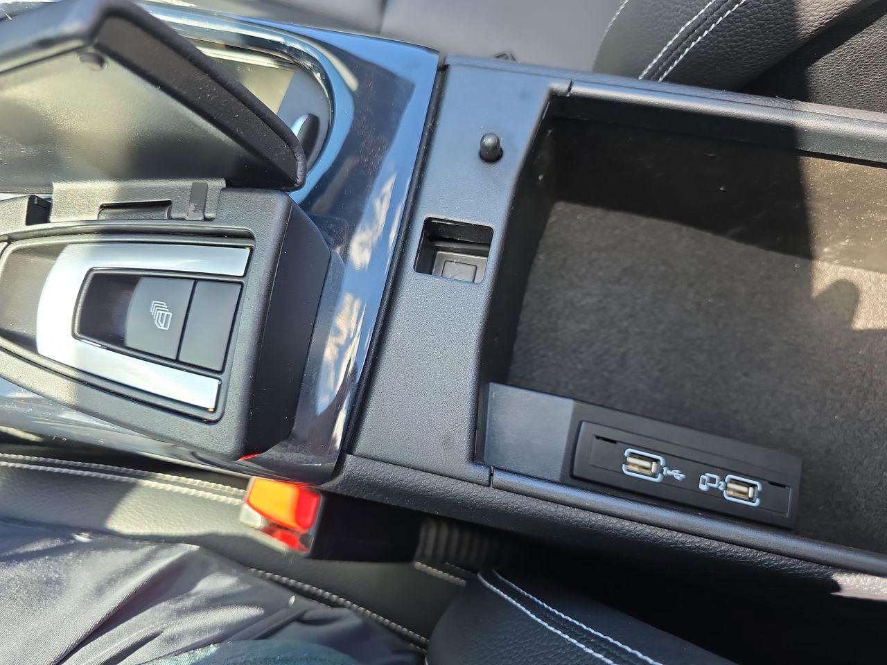 Used 2019 Mercedes-Benz SLC 300 image 26