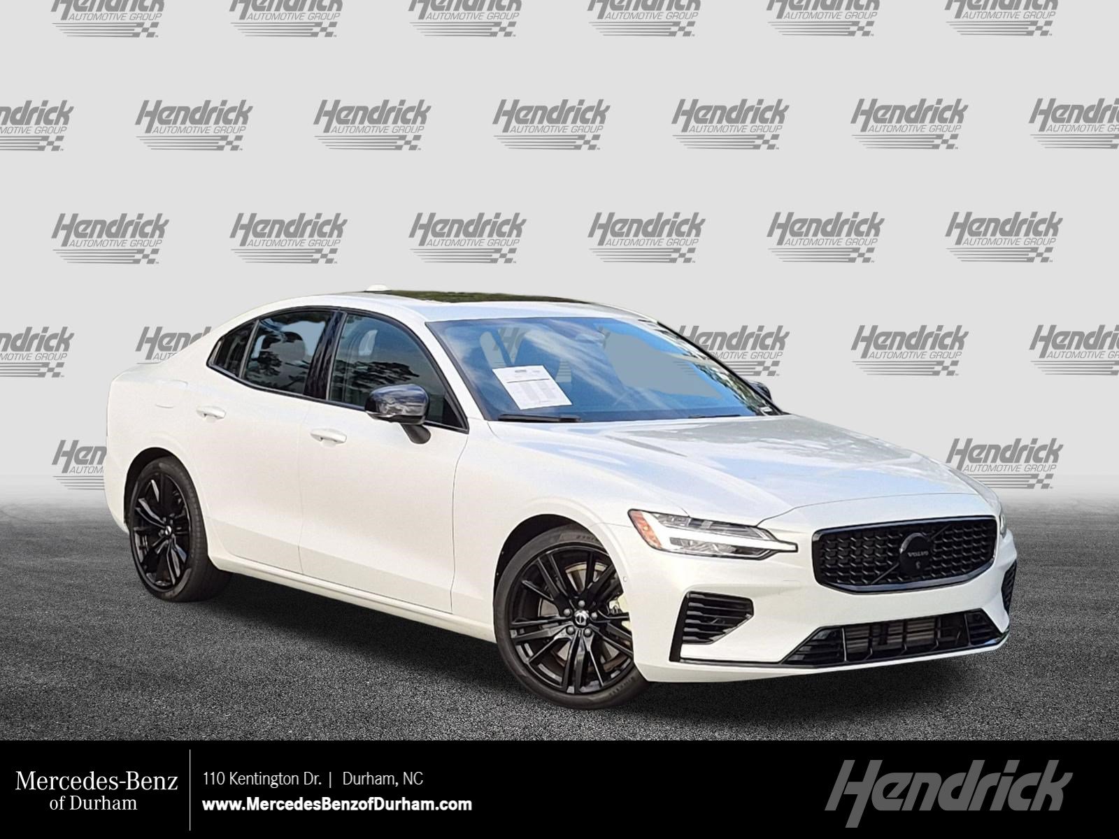 Used 2024 Volvo S60 T8 Ultimate AWD/4WD image 1