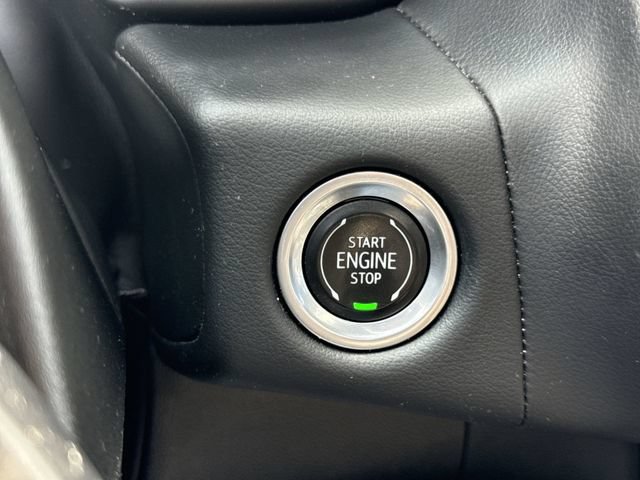 Certified 2022 GMC Yukon XL AT4 AWD/4WD image 16