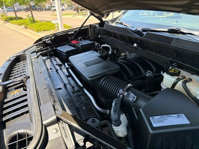 Used 2019 Chevrolet Silverado 1500 LTZ AWD/4WD image 13