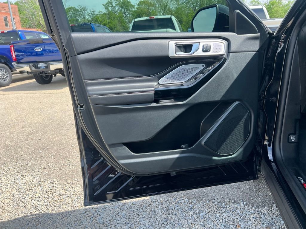 Used 2023 Ford Explorer ST w/ Equipment Group 401A AWD/4WD image 12