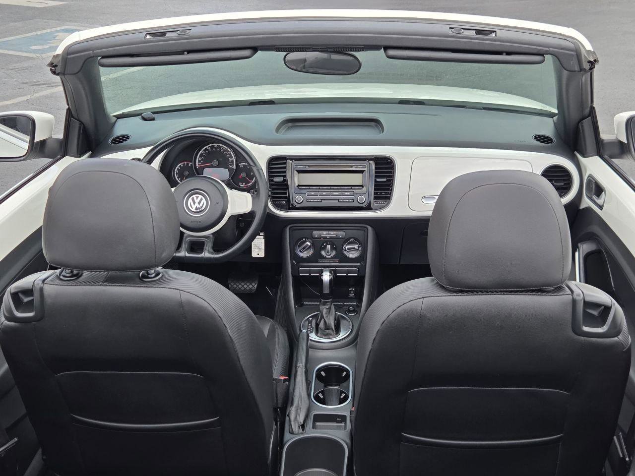 Used 2013 Volkswagen Beetle 2.5 FWD image 15