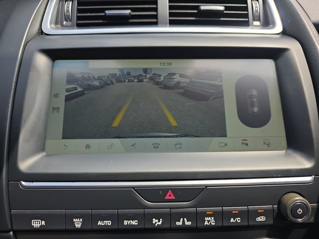 Used 2019 Jaguar E-PACE R-Dynamic SE AWD/4WD image 27