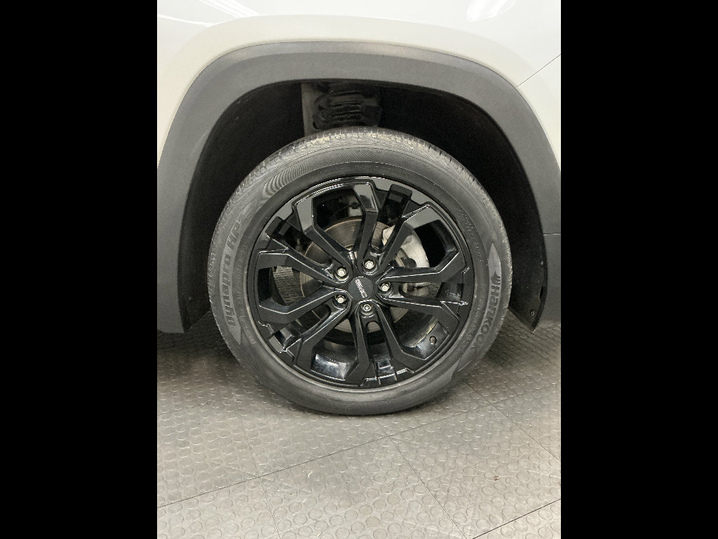 Used 2020 GMC Terrain SLE w/ Driver Convenience Package AWD/4WD image 40