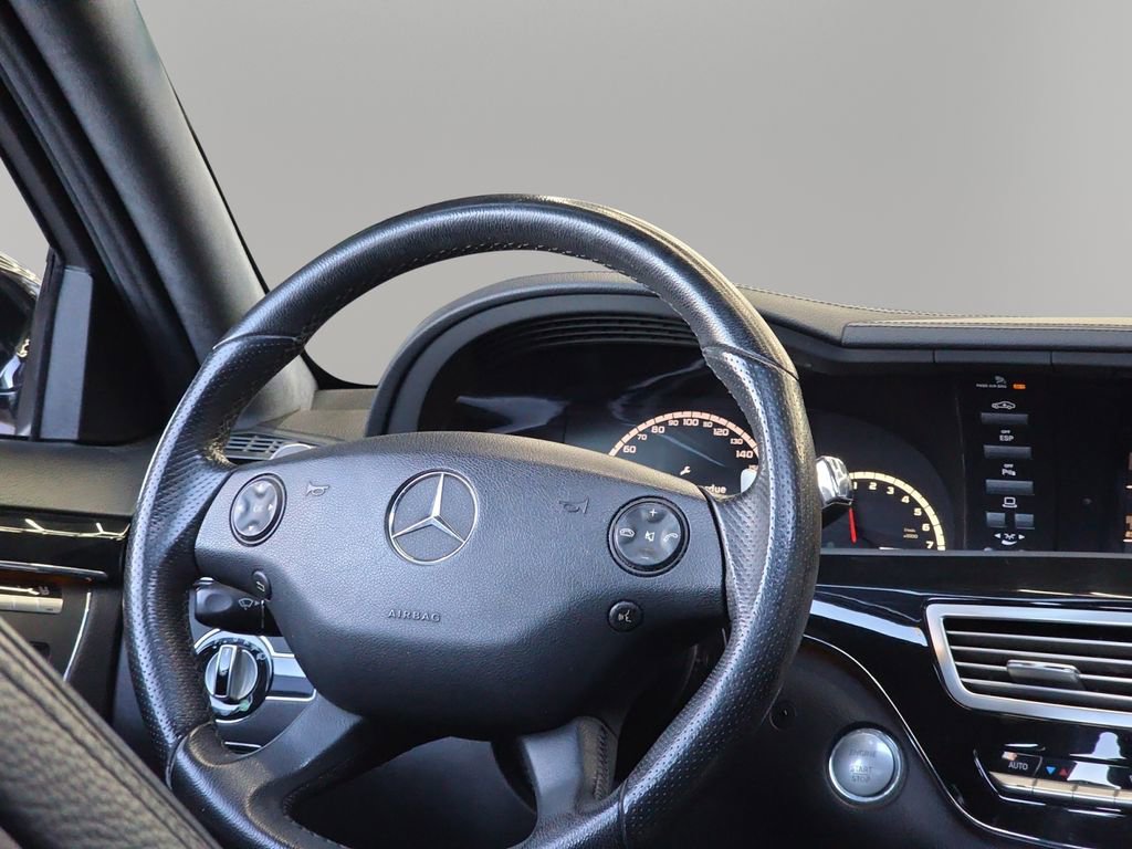 Used 2009 Mercedes-Benz S 63 AMG w/ AMG Performance Pkg image 18