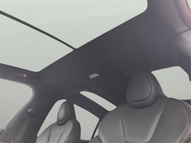 Used 2022 Tesla Model X Plaid image 25