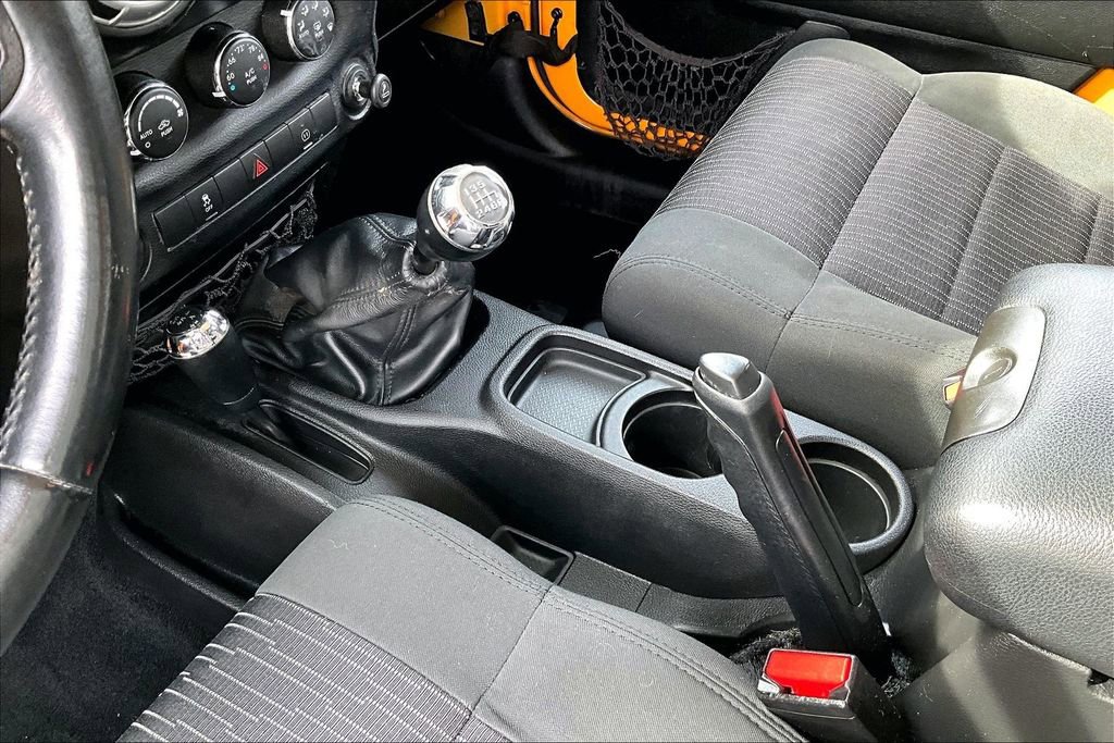 Used 2012 Jeep Wrangler Unlimited Rubicon w/ Dual Top Group image 15