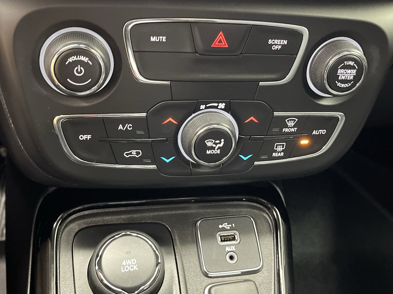 Used 2020 Jeep Compass Limited w/ Trailer Tow Group image 20